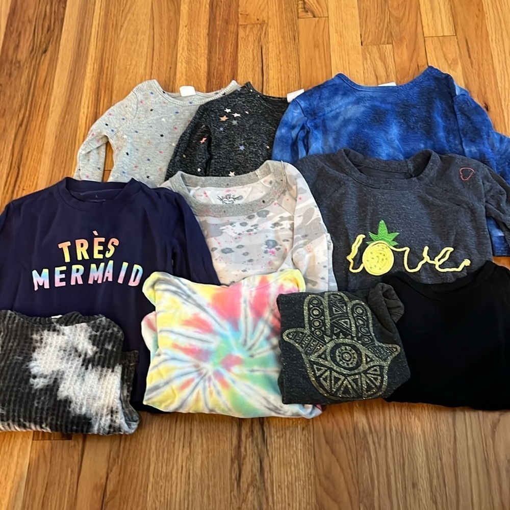 LARGE BUNDLE SIZE 4 girls tops- boutique brands, chaser, gap, spiritual gangster